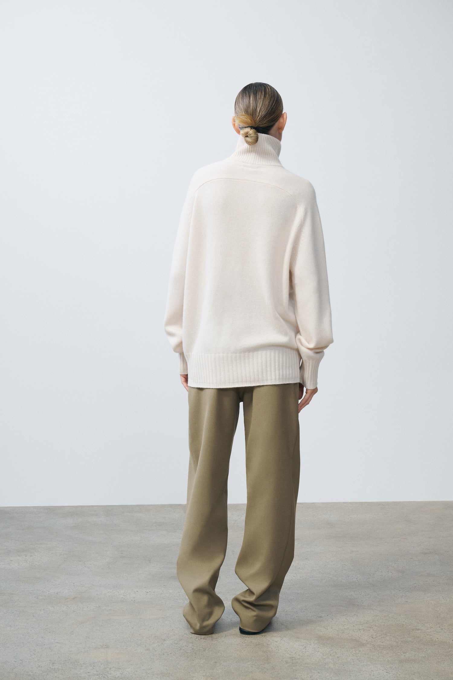 Fayy Cashmere Turtleneck Sweater