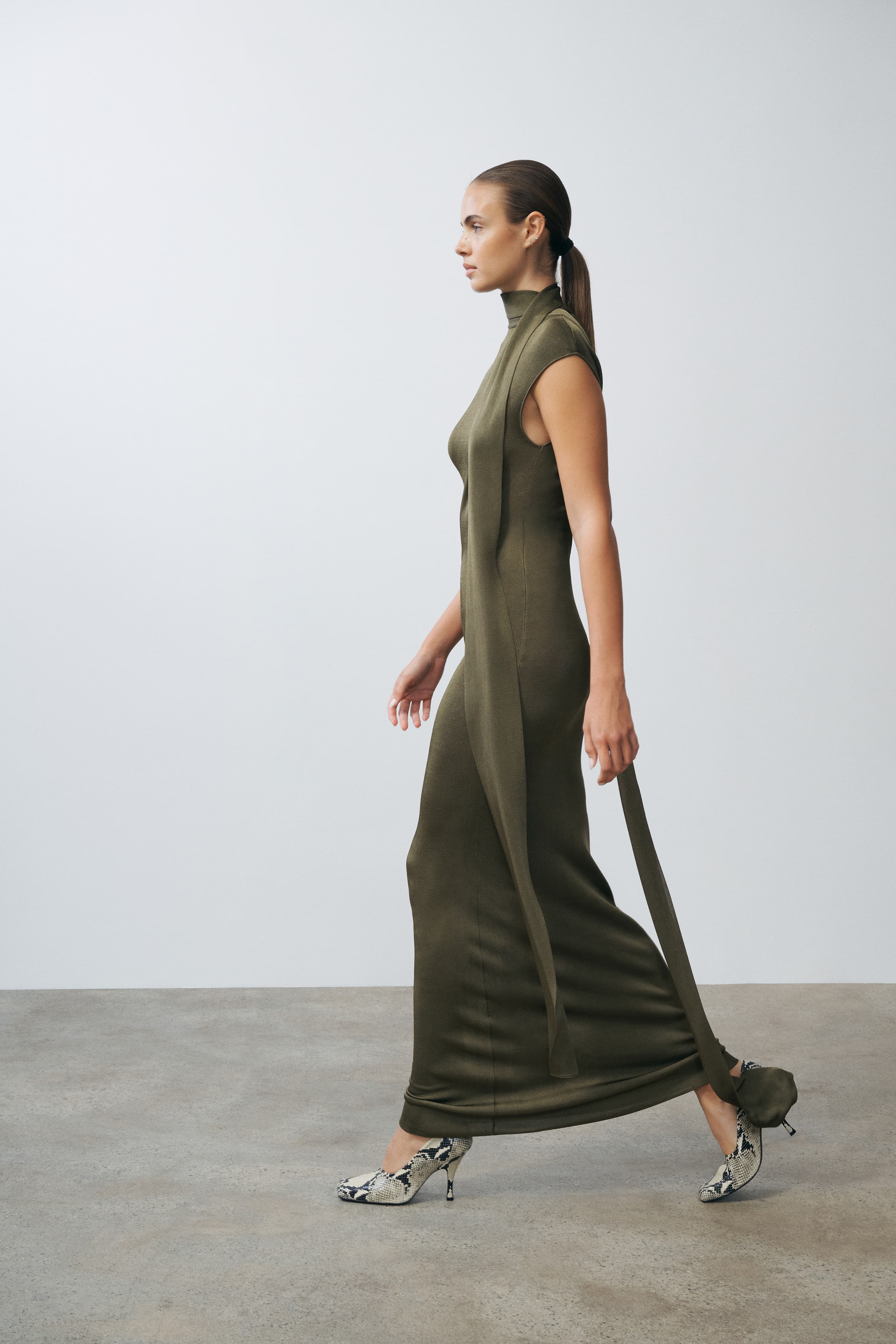 Dianne Pine Green Scarf Wrap Long Gown Dianne Pine Green Scarf Wrap Long Gown