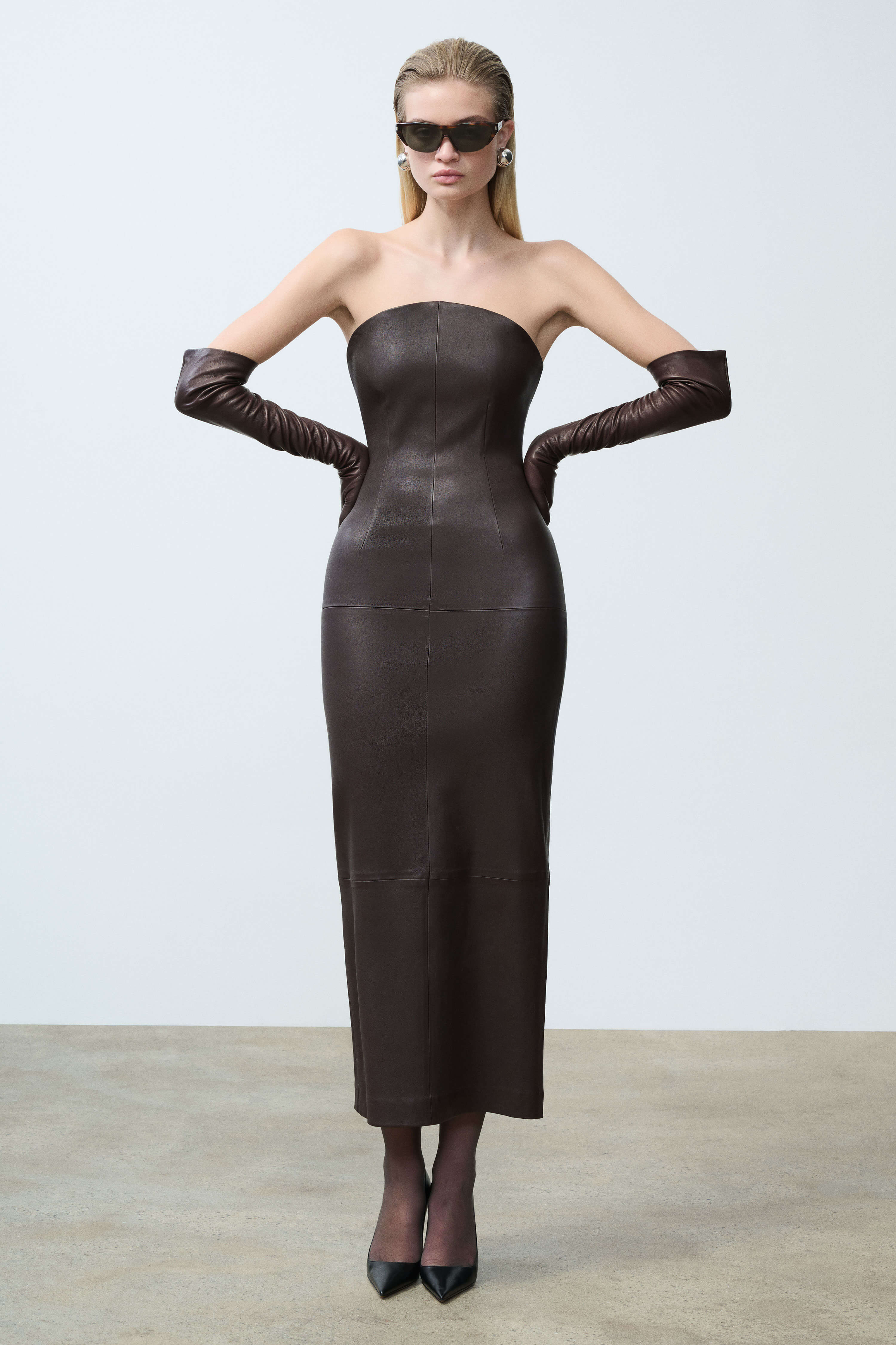 stretch leather dress Versace Stretch-Leather Bodycon Midi Dress