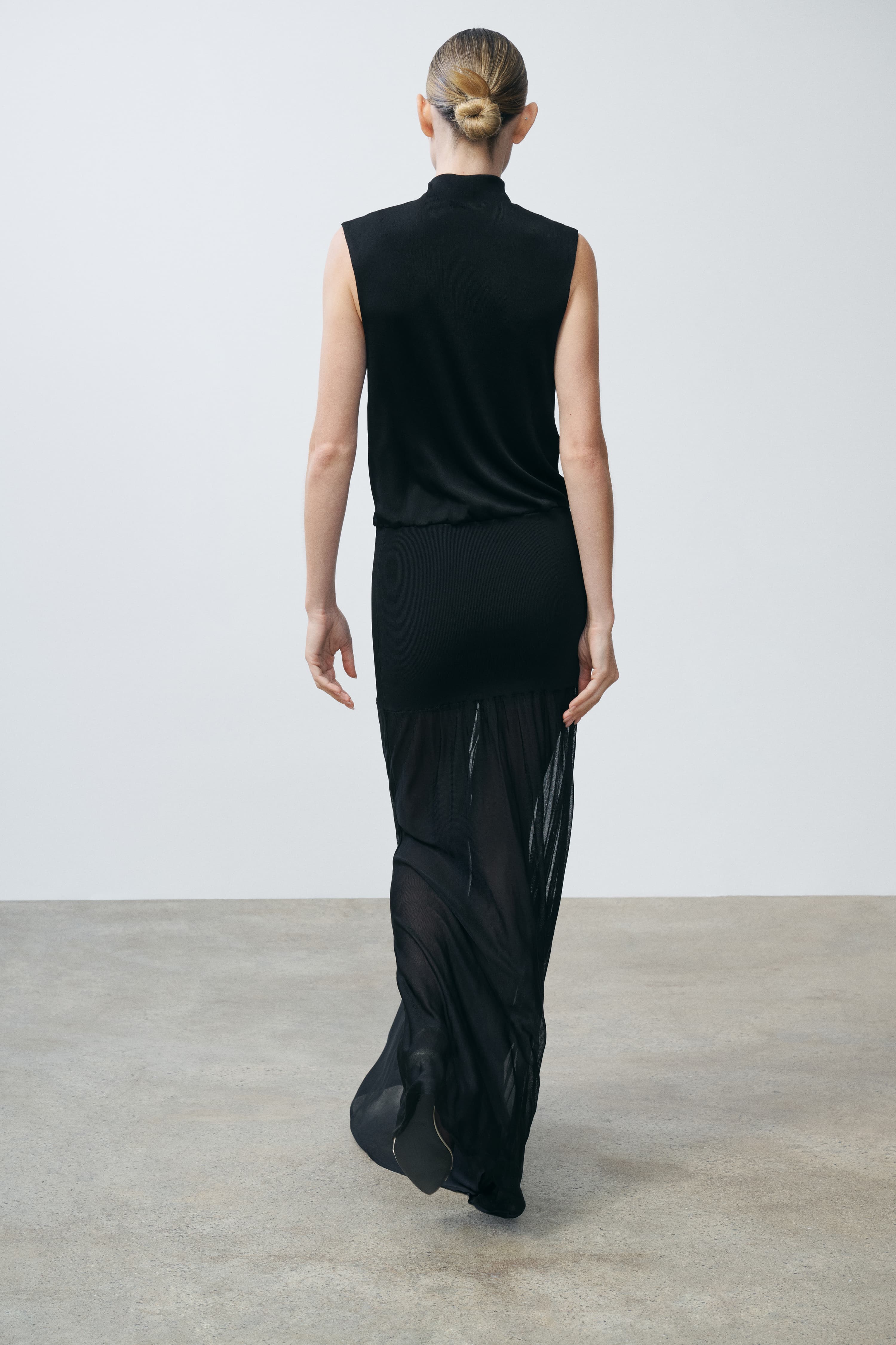 Charmain Black Mock-Neck Blouson Gown