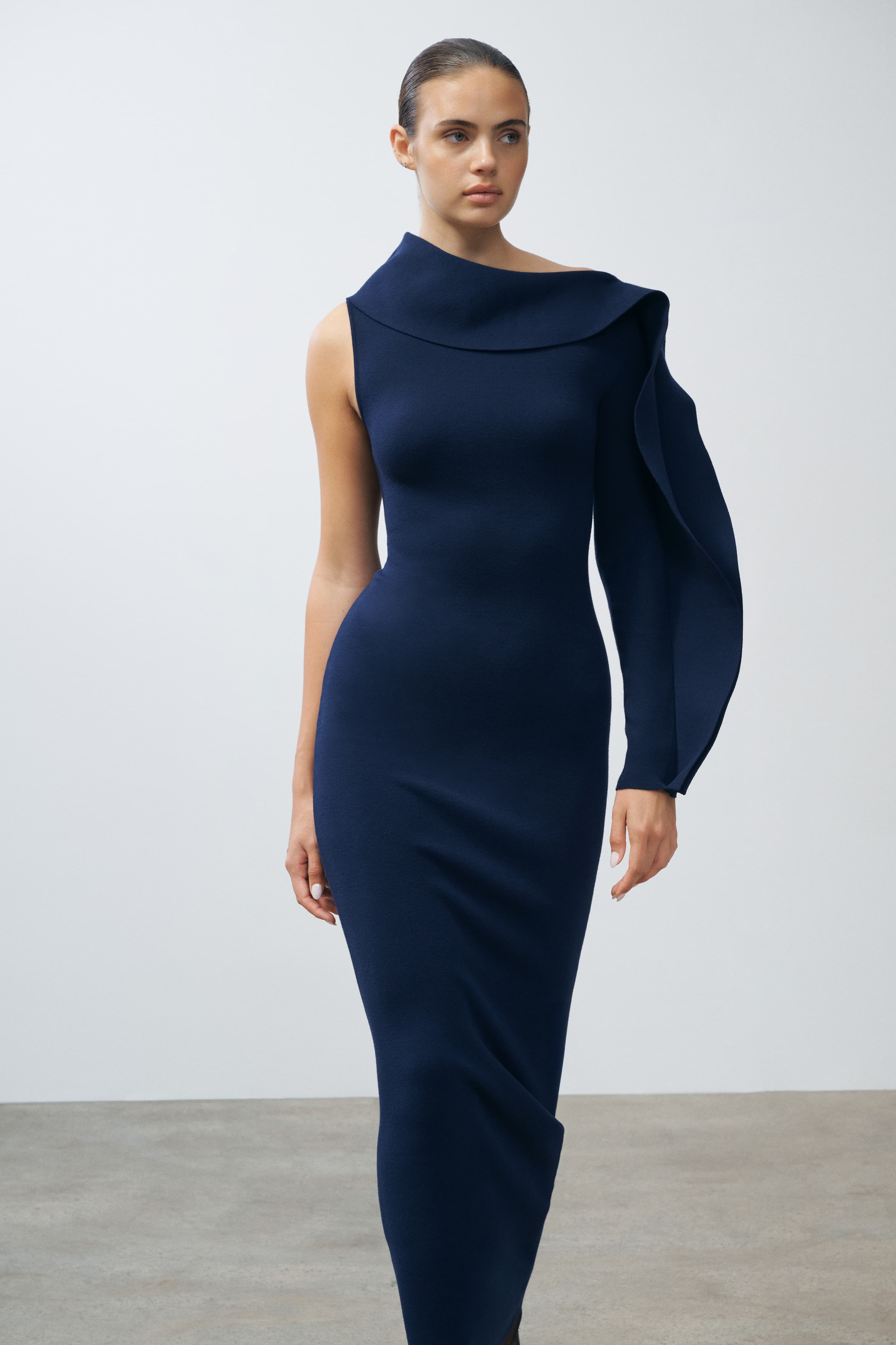 Himani Midnight Navy One-Sleeve | SRG Himani Midnight Navy One-Sleeve | SRG