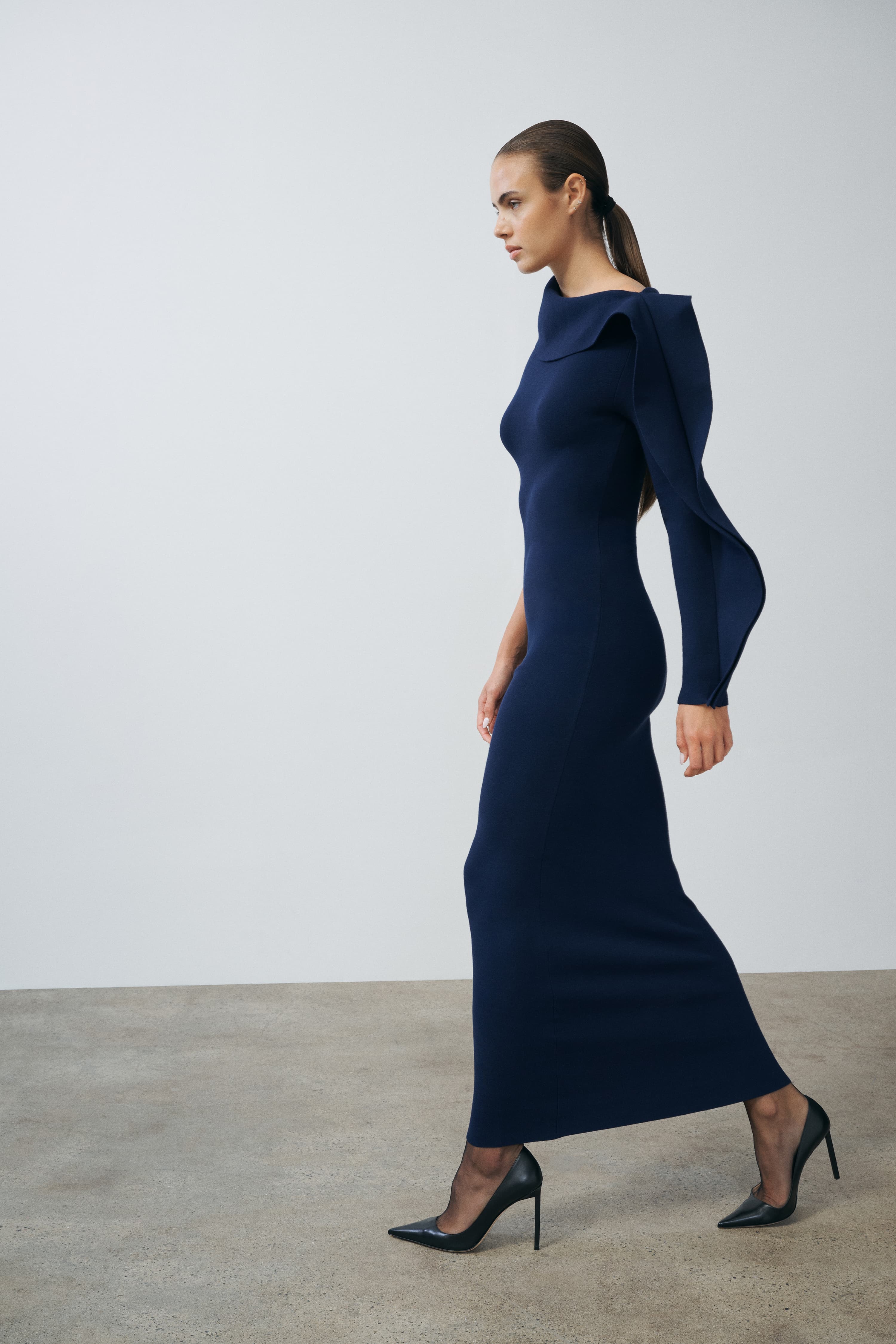 Himani Midnight Navy One-Sleeve | SRG Himani Midnight Navy One-Sleeve | SRG