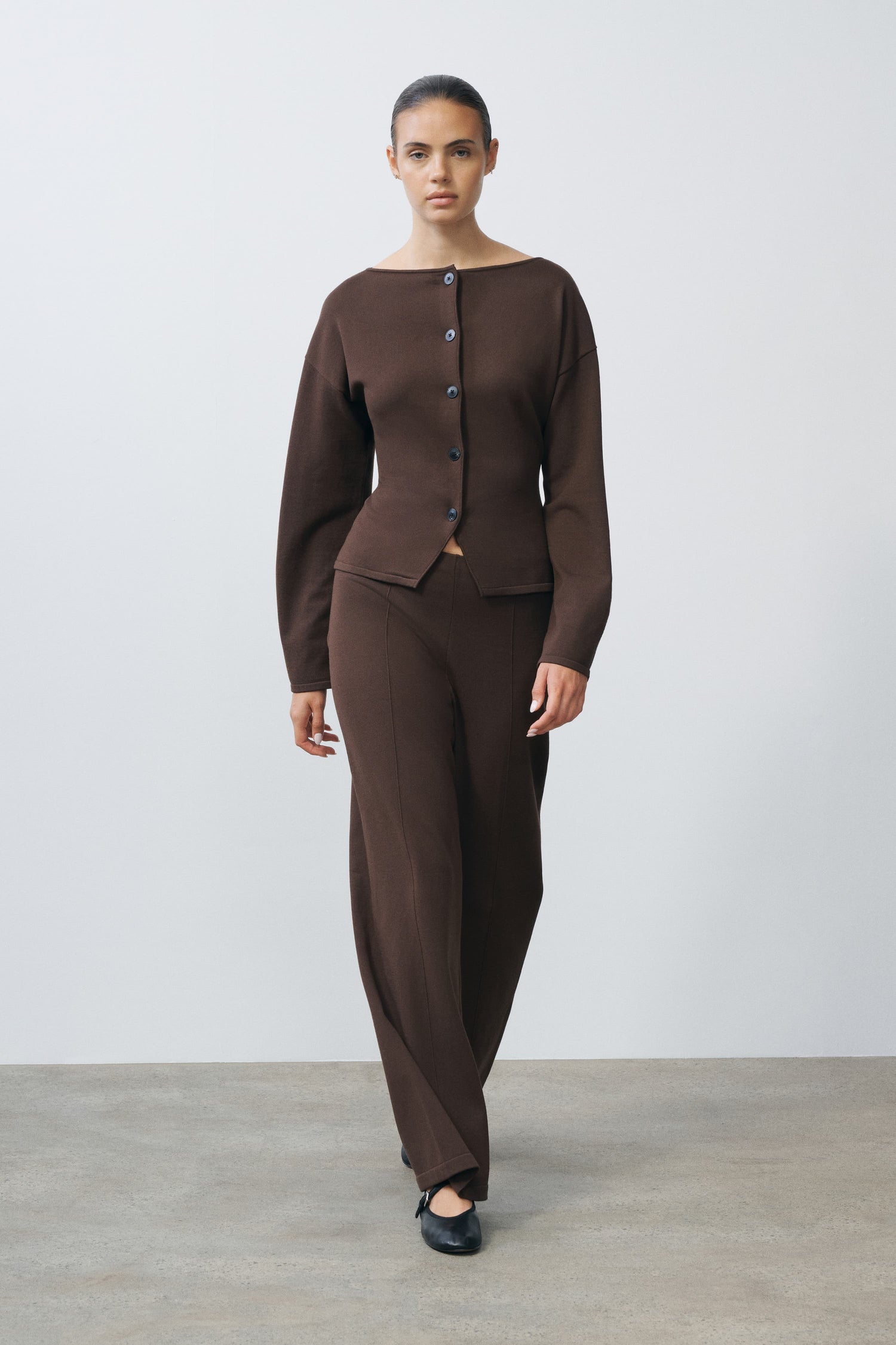 Carinnthia Cardigan Front