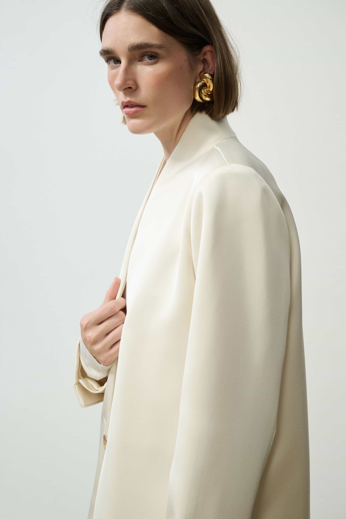 Veda Coat
