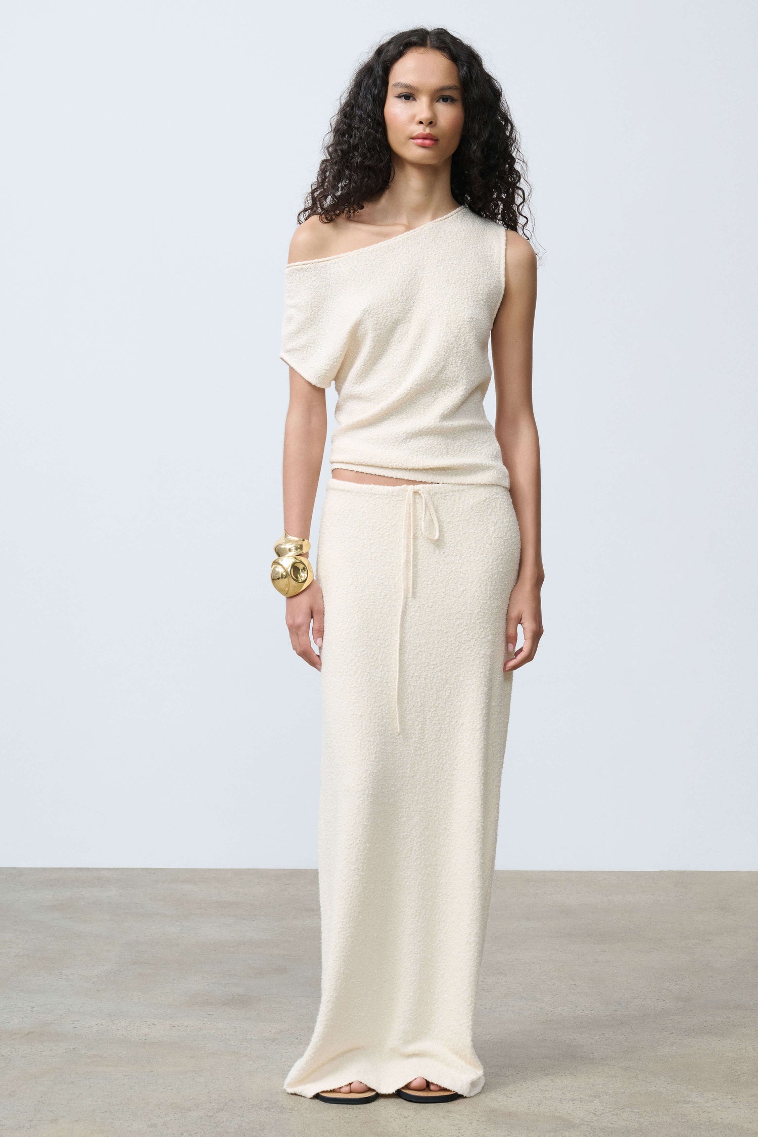 Tamilore Textured Knit Skirt